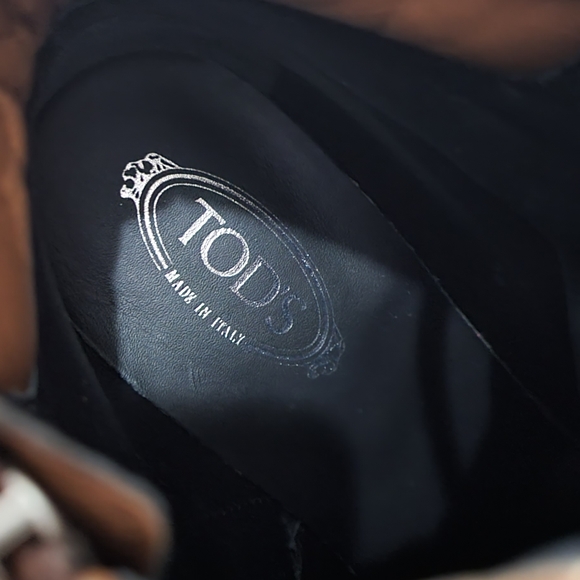 Tod's  tasseled leather ankle boots - Picture 7 of 15